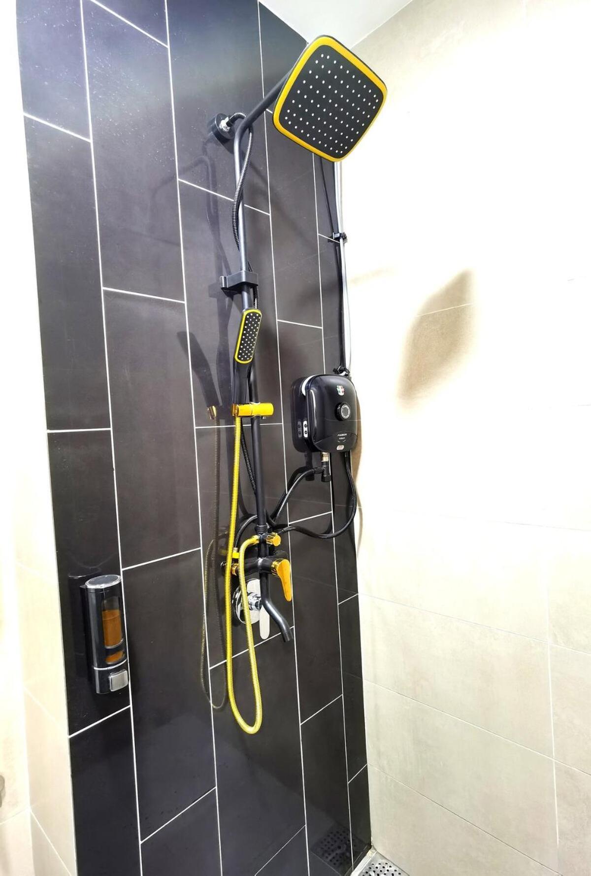Mj Homestay 99 Batu Caves Kl North 99Residence 3R2B Kuala Lumpur Buitenkant foto