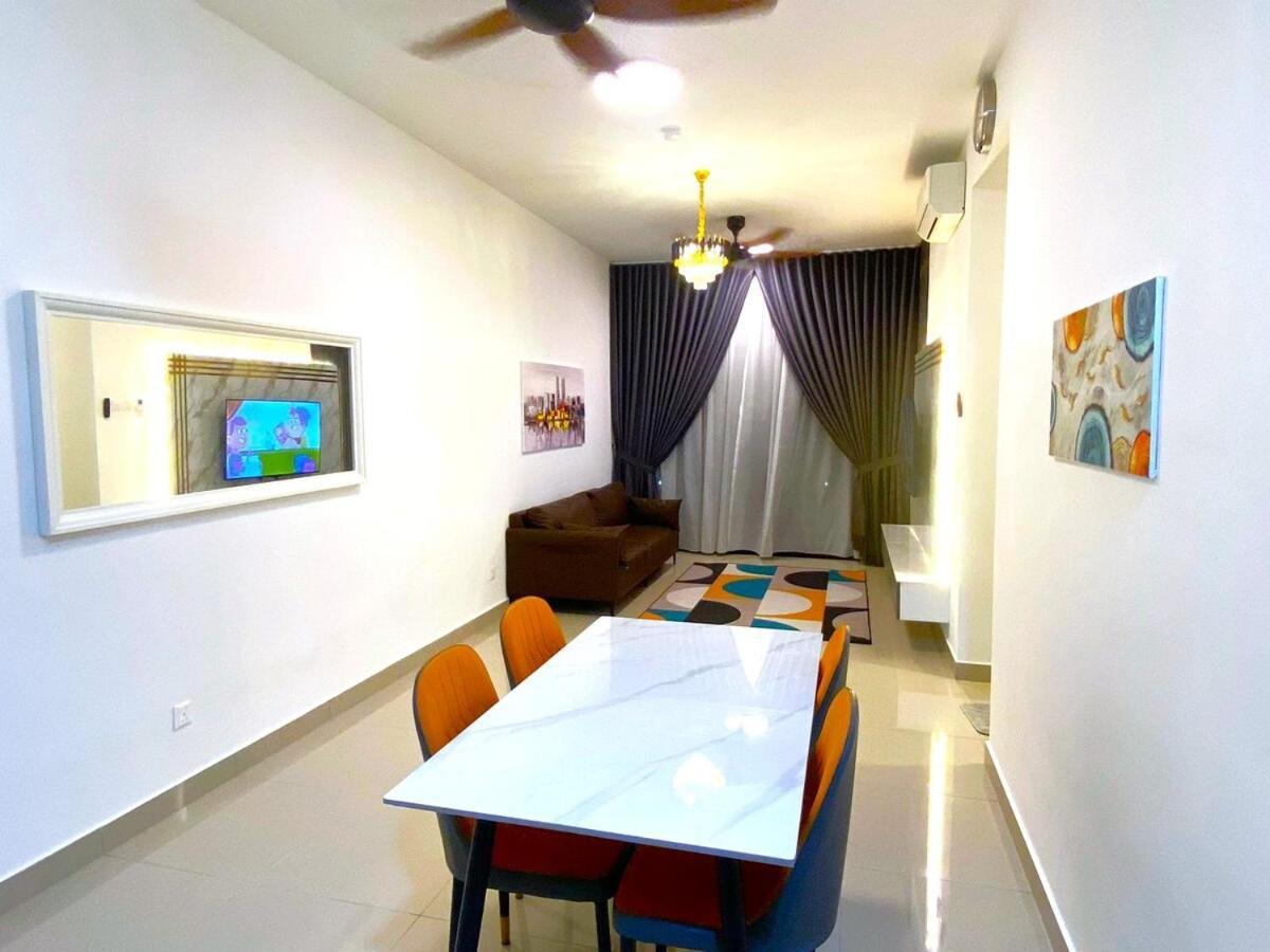 Mj Homestay 99 Batu Caves Kl North 99Residence 3R2B Kuala Lumpur Buitenkant foto